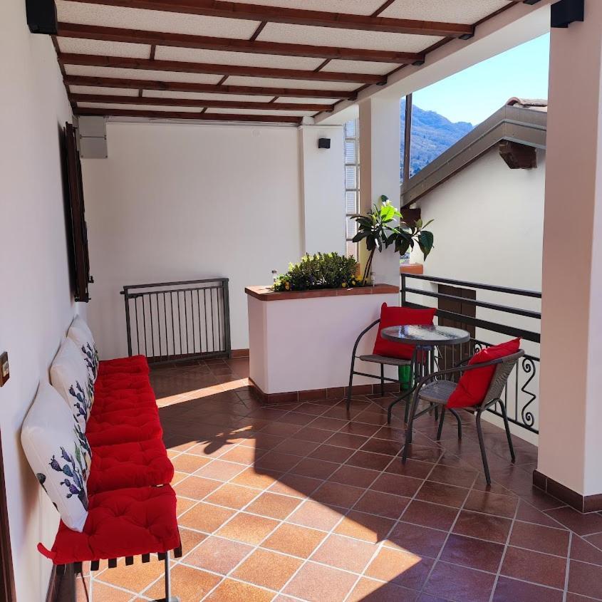 Appartamenti La Terrazza Pasturo Eksteriør billede